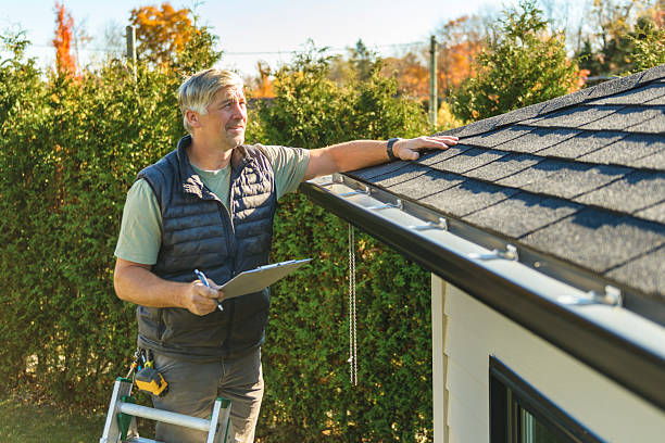 Professional Roof Repair technician working in Park Ridge, IL